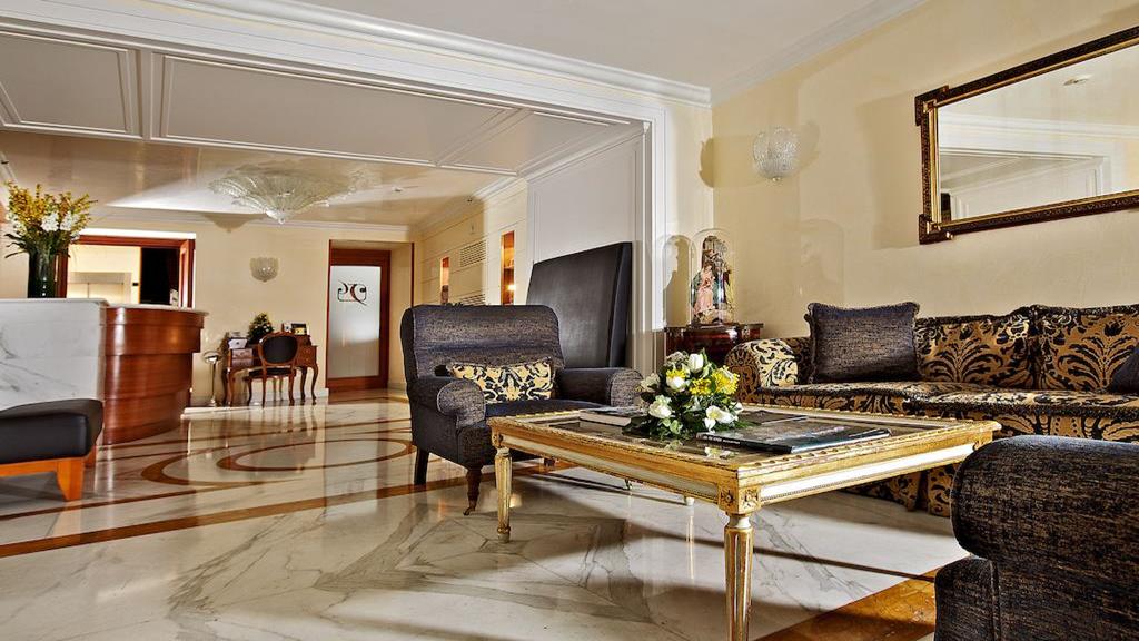 Hotel Palazzo Turchini, Italien, Neapel. Großes 2