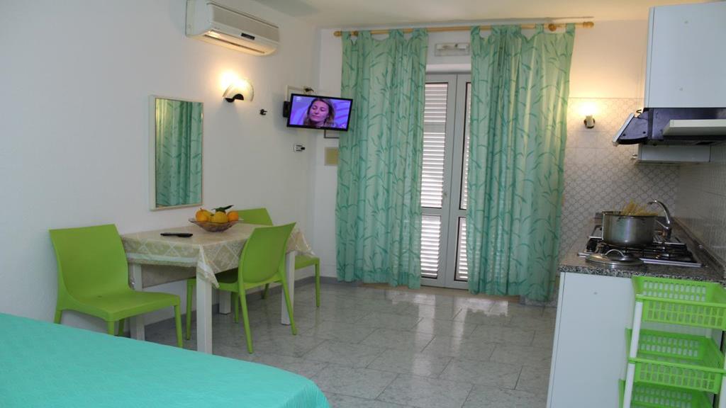 Hotel Aparthotel Villa Marinù, Italien, Forio. Großes 8