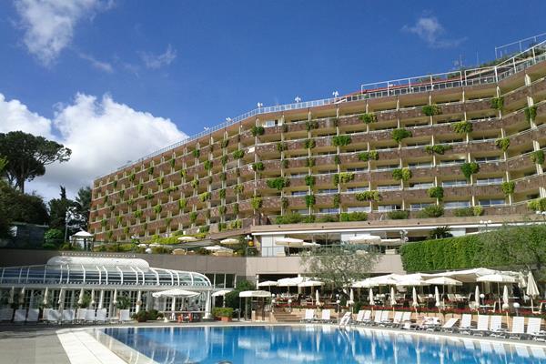Hotel Rome Cavalieri Waldorf Astoria Hotels & Resorts, Italien, Rom. Großes 1