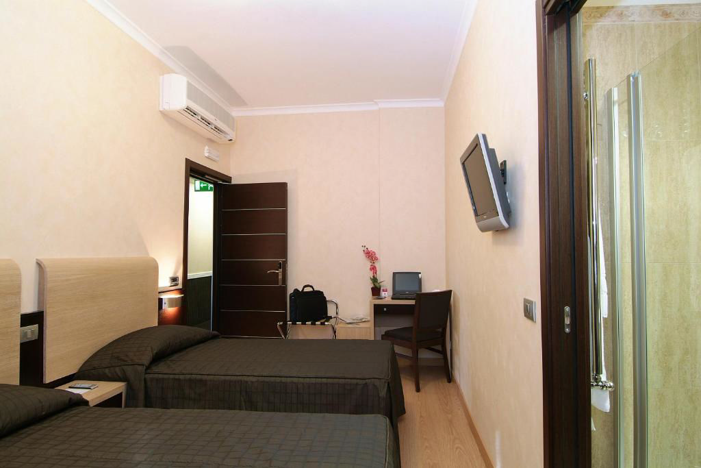 Hotel Eh Rome Airport, Italien, Fiumicino. Großes 24