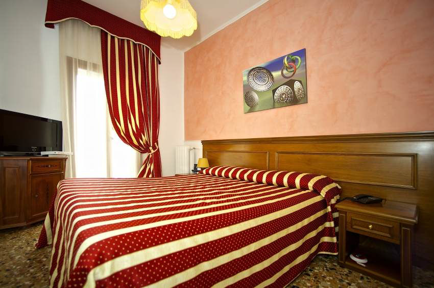 Hotel Fontana, Italien, Venedig. Großes 2