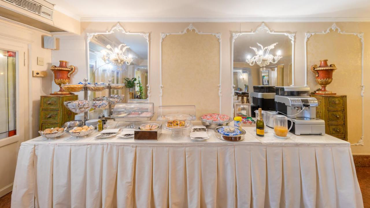 Hotel San Giorgio, Italien, Venedig. Großes 2