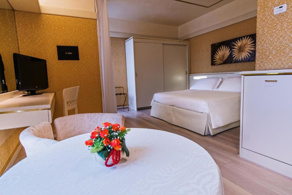 Hotel Bristol, Italien, Chioggia. Großes 28