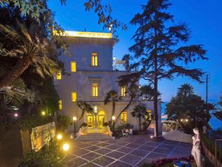 Luxury Villa Excelsior Parco