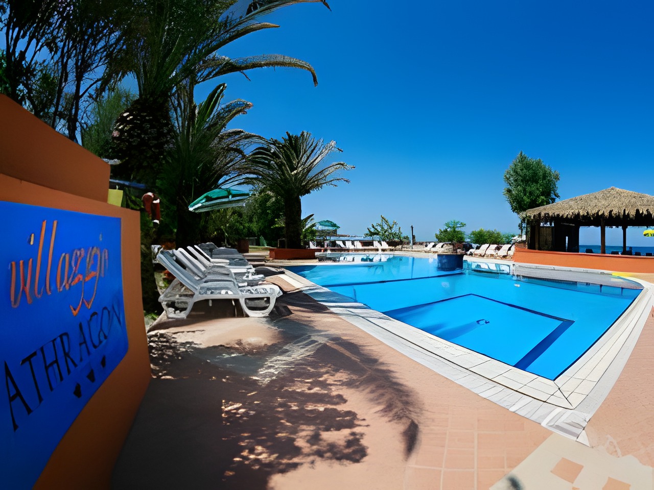 VILLAGGIO ATHRAGON